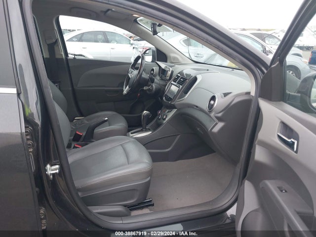 Chevrolet Sonic Ltz Auto 2015 1G1JE5SB8F4140163 Image 5