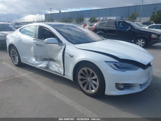 2018 Tesla Model S 100d/75d/p100d მანქანა იყიდება აუქციონზე, vin: 5YJSA1E20JF274047, აუქციონის ნომერი: 38867951