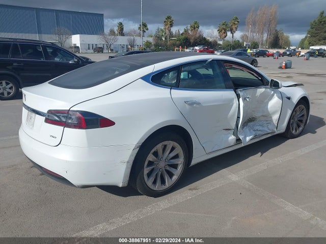 Tesla Model S 100d/75d/p100d 2018 5YJSA1E20JF274047 Image 4
