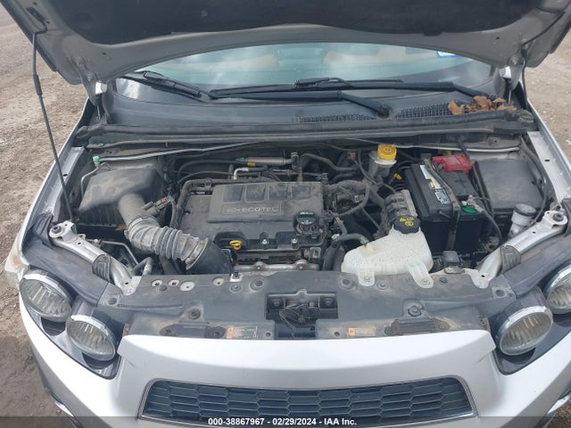 Chevrolet Sonic Ltz Auto 2015 1G1JE6SBXF4203902 Image 10