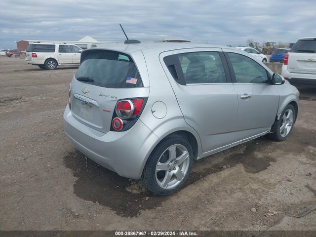 Chevrolet Sonic Ltz Auto 2015 1G1JE6SBXF4203902 Image 4