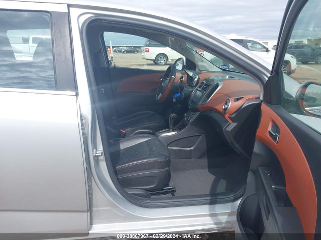 Chevrolet Sonic Ltz Auto 2015 1G1JE6SBXF4203902 Image 5