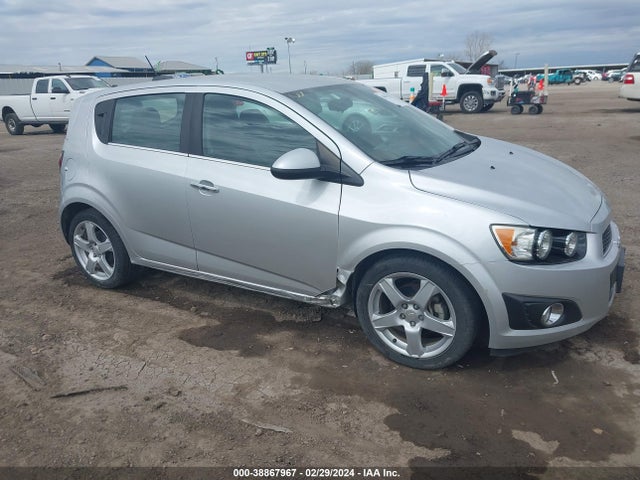 Chevrolet Sonic Ltz Auto 2015 1G1JE6SBXF4203902 Image 6