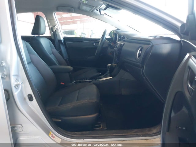 Toyota COROLLA LE 2018 5YFBURHE0JP815906 Image 5