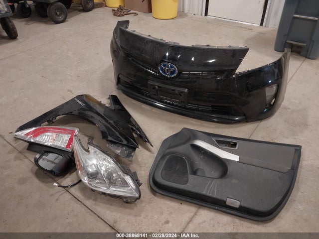 Toyota Prius Three 2015 JTDKN3DU0F1926197 Image 12