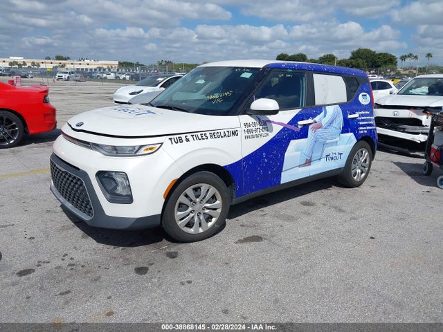 KIA SOUL LX 2020 KNDJ23AUXL7076905 Image 2