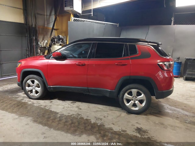 Jeep Compass Latitude 4x4 2018 3C4NJDBB4JT261547 Image 14