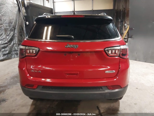 Jeep Compass Latitude 4x4 2018 3C4NJDBB4JT261547 Image 16