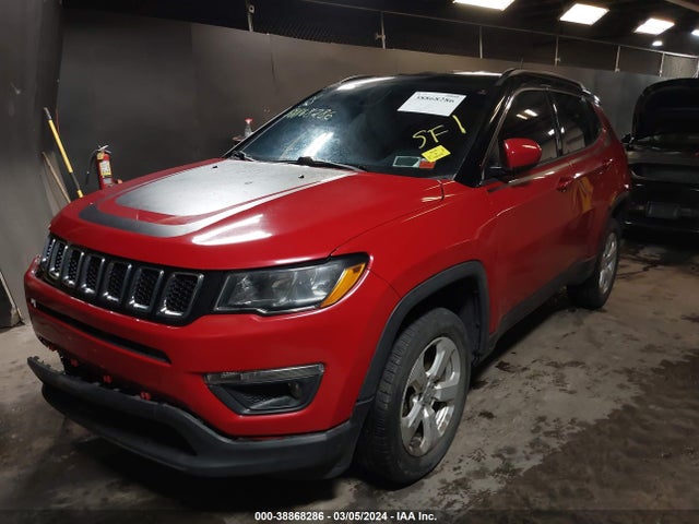 Jeep Compass Latitude 4x4 2018 3C4NJDBB4JT261547 Image 2