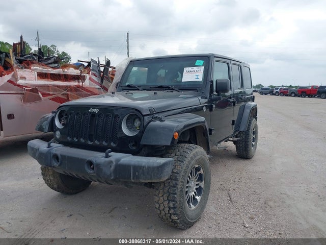 1C4BJWEG3HL716982 Jeep Wrangler Unlimited Sahara 4x4
