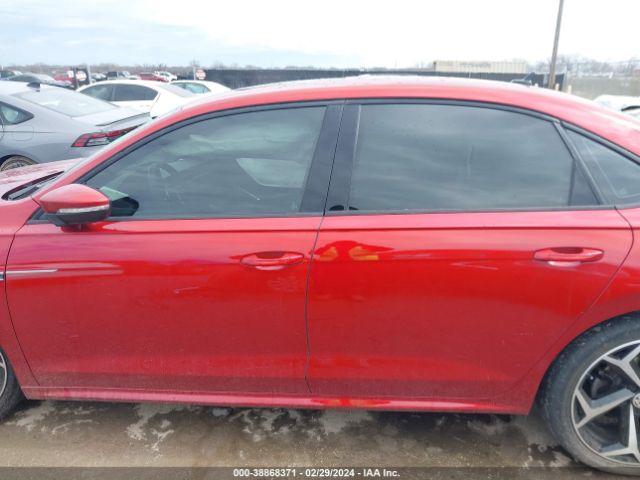 1VWMA7A31NC007591 Volkswagen Passat 2.0t R-line