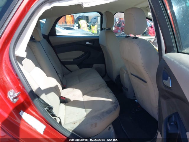 Ford FOCUS SE 2018 1FADP3K27JL326770 Image 8