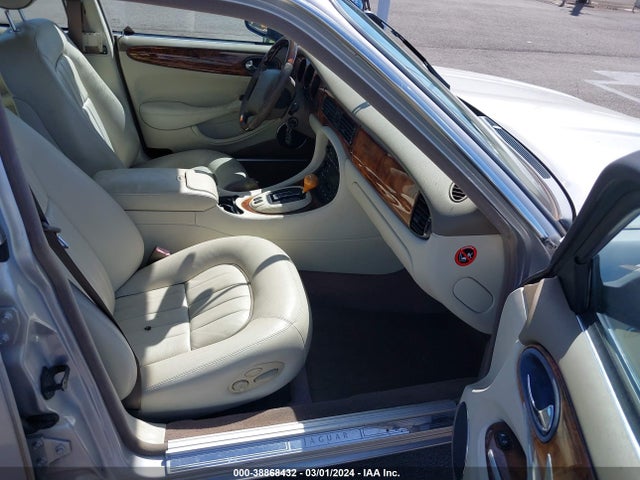 2003 JAGUAR XJ SAJDA14C13LF58780 Photo 4
