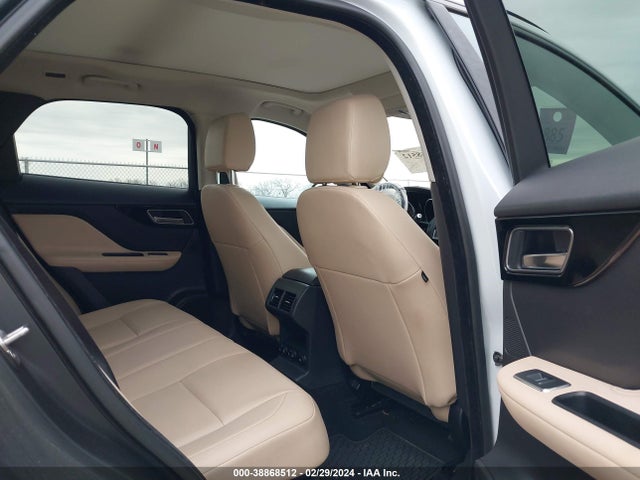 SADCJ2BNXHA091142 Jaguar F-pace 20d Premium