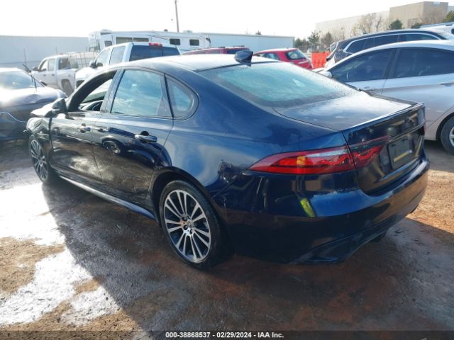 2024 JAGUAR XF SAJBL4GX6RCY93671 Photo 2