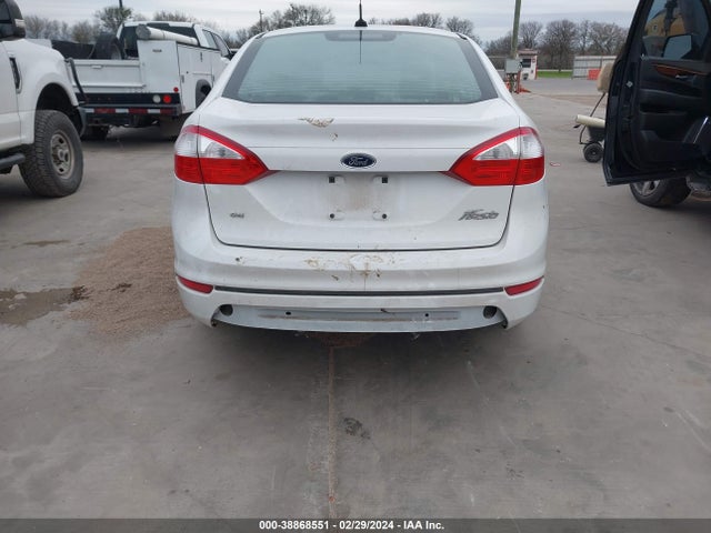 Ford FIESTA SE 2016 3FADP4BJ3GM143080 Image 12