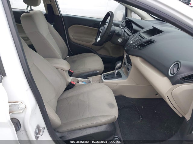Ford FIESTA SE 2016 3FADP4BJ3GM143080 Image 5