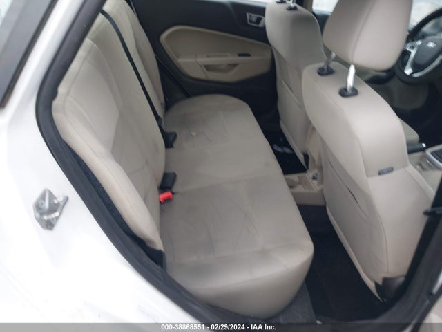 Ford FIESTA SE 2016 3FADP4BJ3GM143080 Image 8