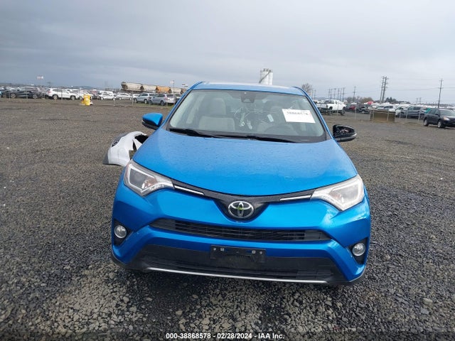 Toyota Rav4 Xle 2017 JTMRFREVXHJ152985 Image 13