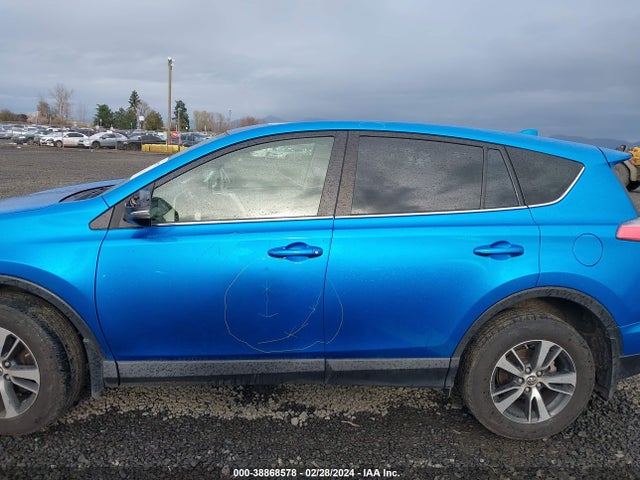 Toyota Rav4 Xle 2017 JTMRFREVXHJ152985 Image 15