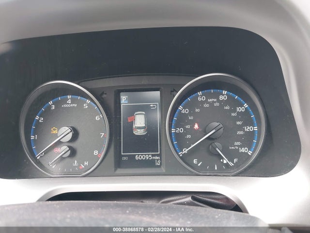 Toyota Rav4 Xle 2017 JTMRFREVXHJ152985 Image 7