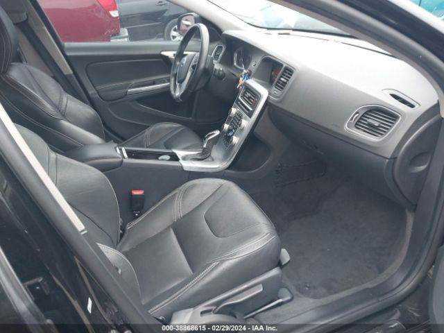 YV126MFL7H2425354 Volvo S60 T5 Dynamic