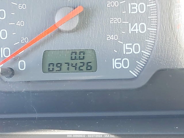 2002 VOLVO S40 A/A SR VIN: YV1VS29542F852050