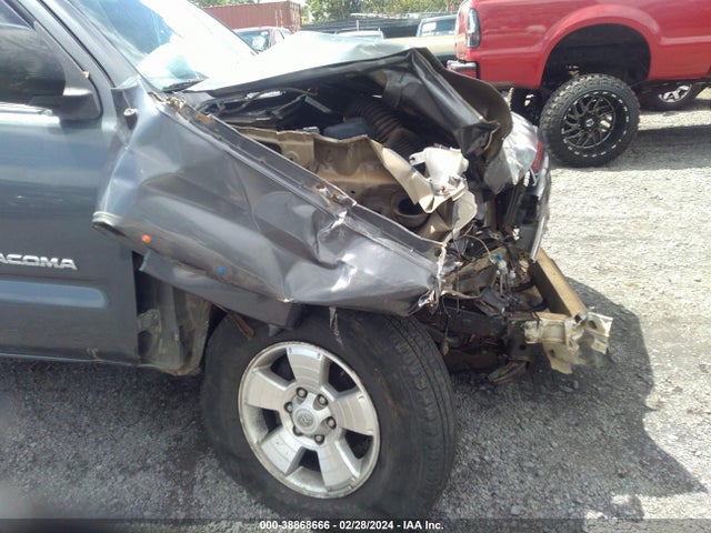 Toyota Tacoma Base V6/trd Pro 2015 3TMLU4ENXFM206879 Image 17