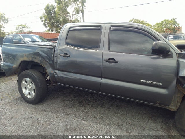 Toyota Tacoma Base V6/trd Pro 2015 3TMLU4ENXFM206879 Image 18