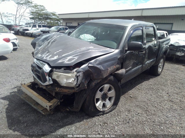 Toyota Tacoma Base V6/trd Pro 2015 3TMLU4ENXFM206879 Image 2