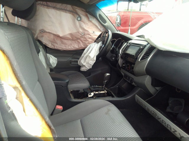 Toyota Tacoma Base V6/trd Pro 2015 3TMLU4ENXFM206879 Image 5