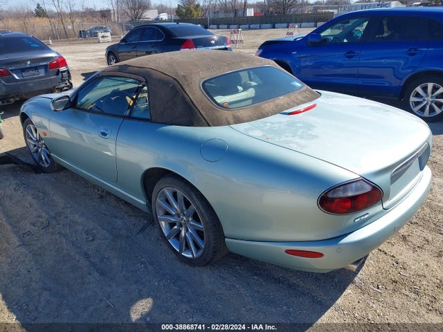 2006 JAGUAR XK8 SAJDA42CX62A47910 Photo 2