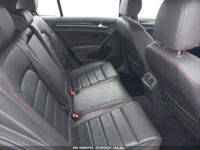 3VW4T7AU0FM054825 Volkswagen Golf Gti 2.0t Se 4-door