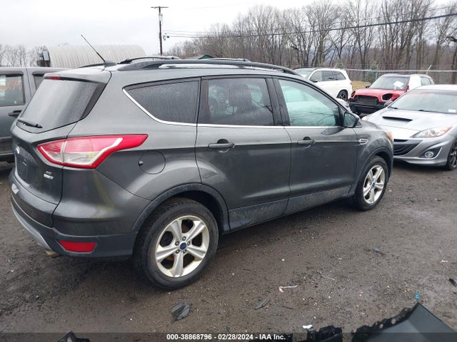 Ford ESCAPE SE 2016 1FMCU9GX8GUB28381 Image 4