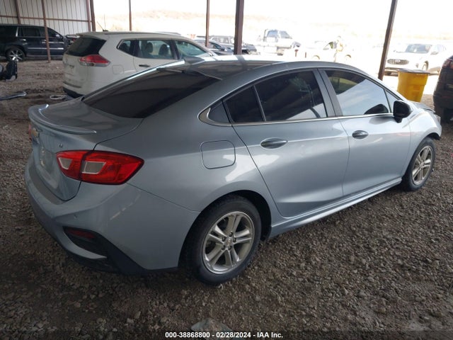 Chevrolet Cruze Lt Auto 2018 1G1BE5SM8J7177453 Image 4