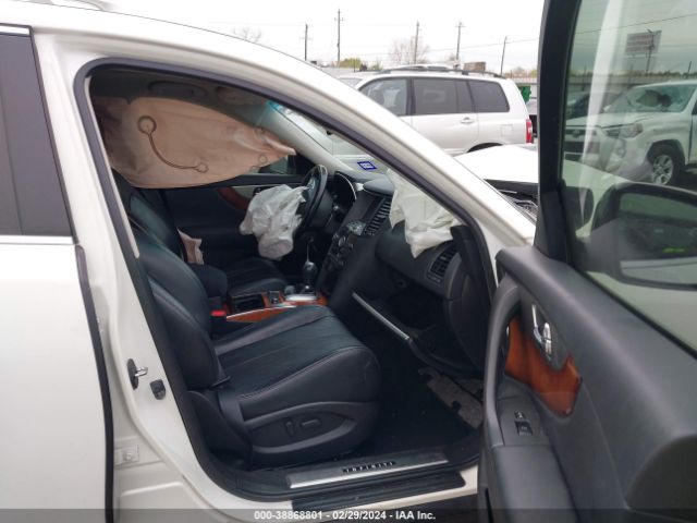 JN8CS1MU0EM451766 Infiniti QX70