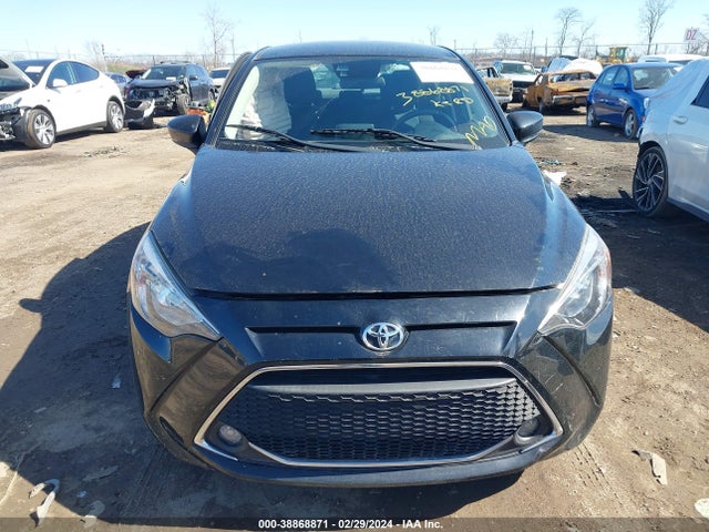 Toyota YARIS LE 2019 3MYDLBYV1KY521243 Image 12