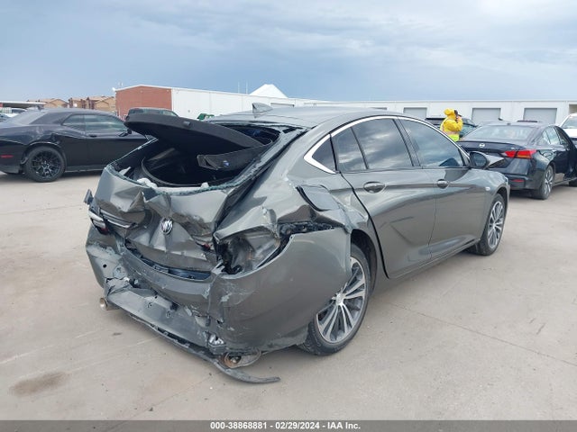 W04GP6SX3J1063672 Buick Regal Sportback Essence