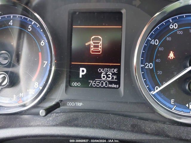 Toyota COROLLA LE 2019 2T1BURHEXKC232244 Image 16