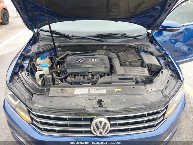 1VWBT7A3XGC021896 Volkswagen Passat 1.8t Se