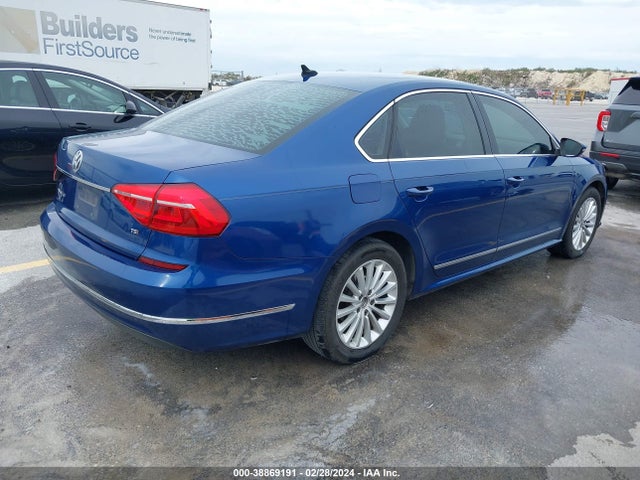 1VWBT7A3XGC021896 Volkswagen Passat 1.8t Se