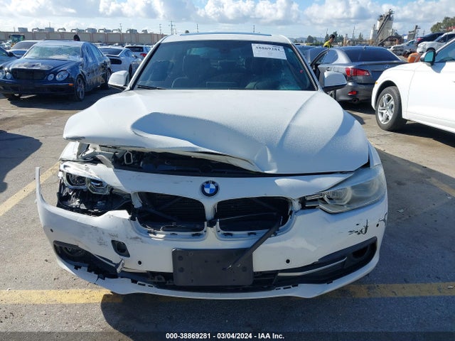 WBA8E5C58HK388715 BMW 328D