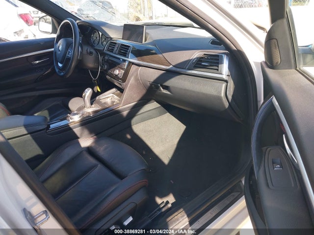 WBA8E5C58HK388715 BMW 328D