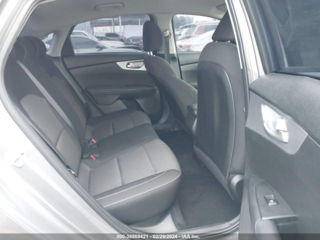 3KPF24AD9PE575180 KIA Forte Lxs
