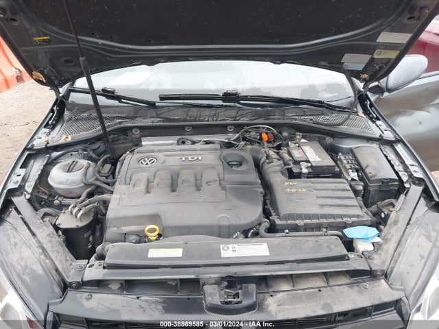 3VW2A7AU7FM037534 Volkswagen Golf Tdi S 4-door