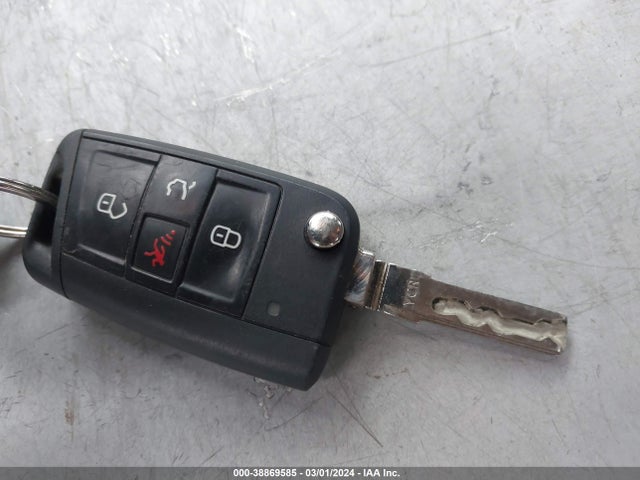 3VW2A7AU7FM037534 Volkswagen Golf Tdi S 4-door
