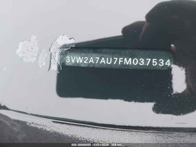 3VW2A7AU7FM037534 Volkswagen Golf Tdi S 4-door