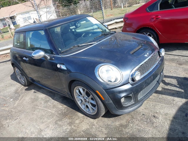 2008 MINI COOPER S WMWMF73578TV33650 Photo 0