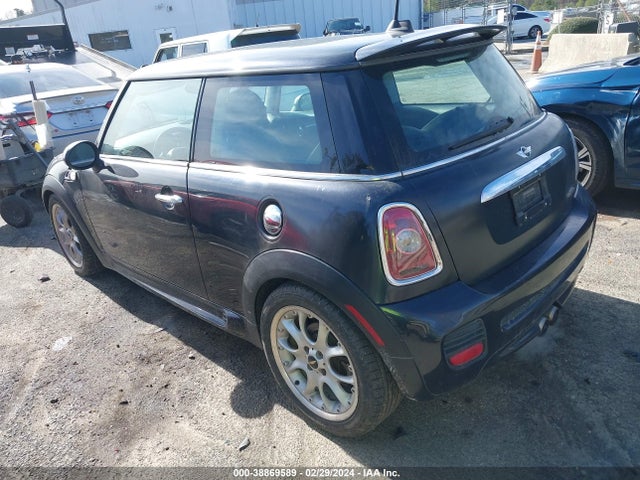 2008 MINI COOPER S WMWMF73578TV33650 Photo 2