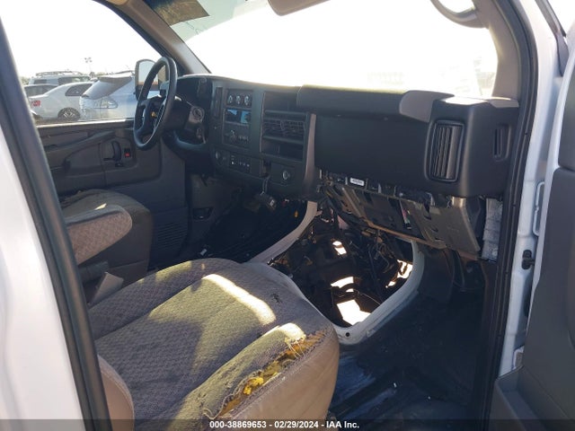1GBWGRFF4F1277523 Chevrolet Express 2500 Lt